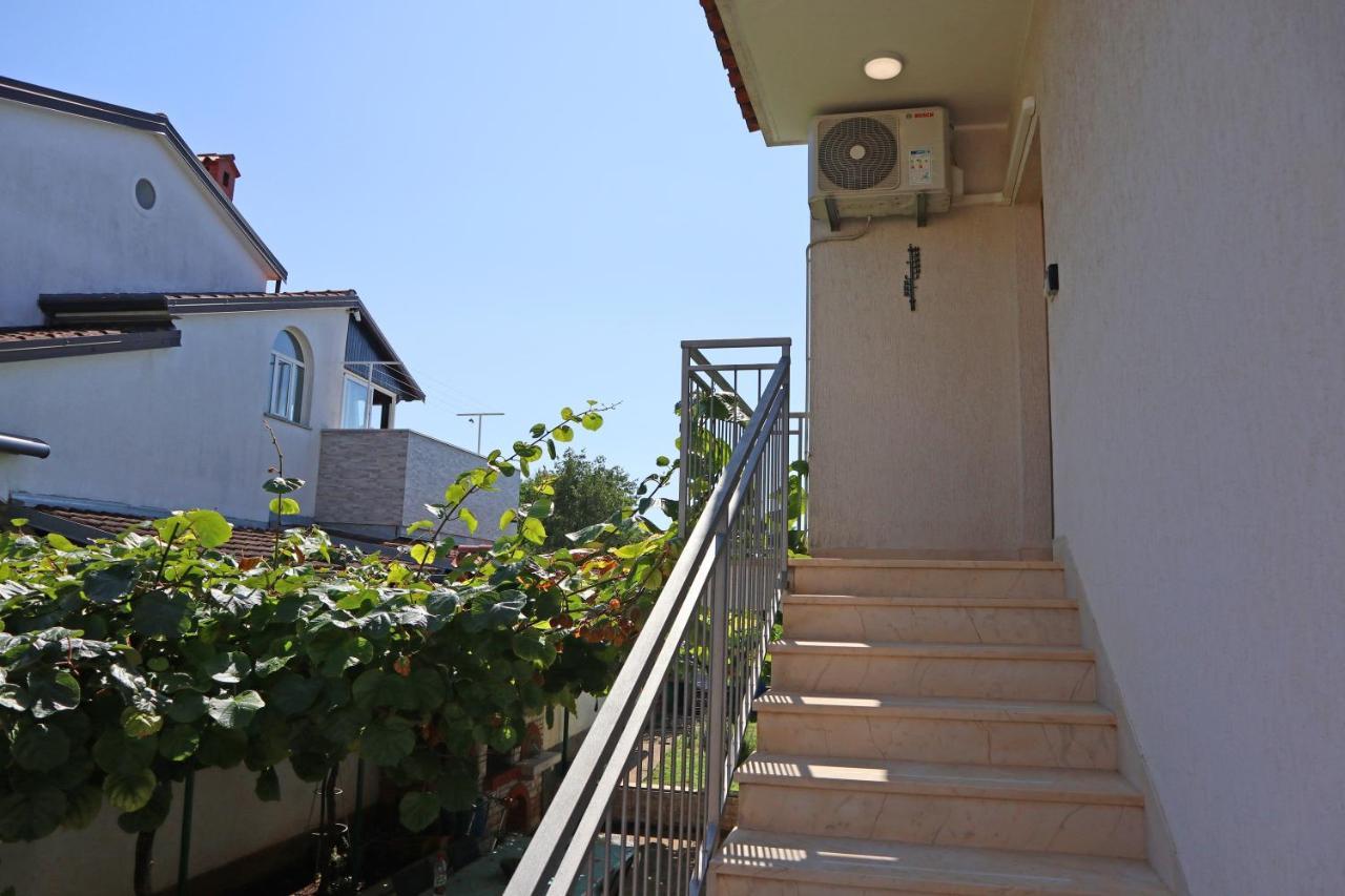 Apartman Slavko Tar-Vabriga Exterior foto
